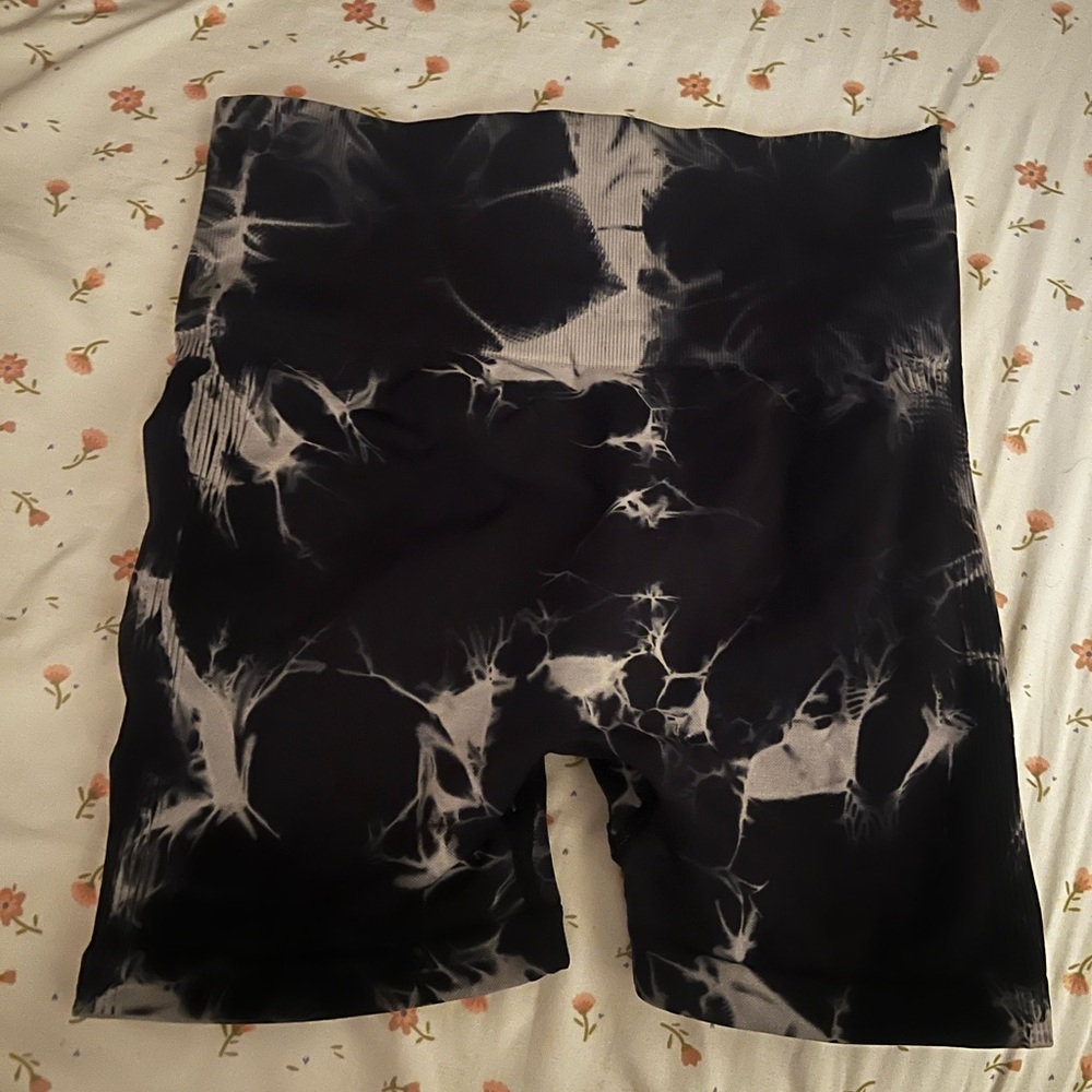 Black and White Tie-Dye Scrunch Shorts